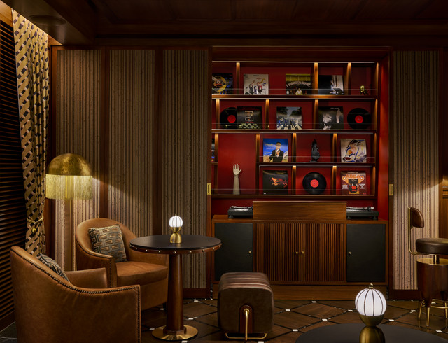 IXCCT-PVTLTD-Red-Wall-Seating