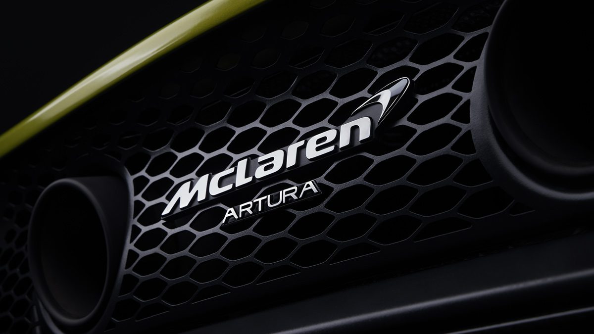 mcla's attention Mclaren Artura