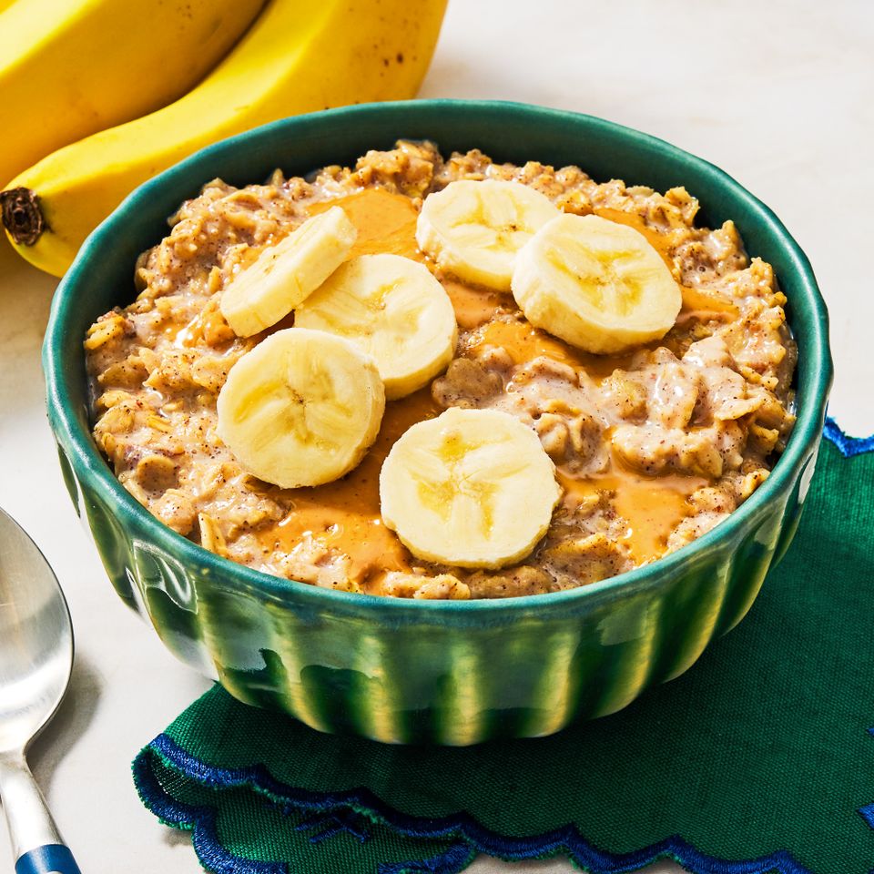 A bowl of Protein Oatmeal with banana. Credit: Ali Redmond