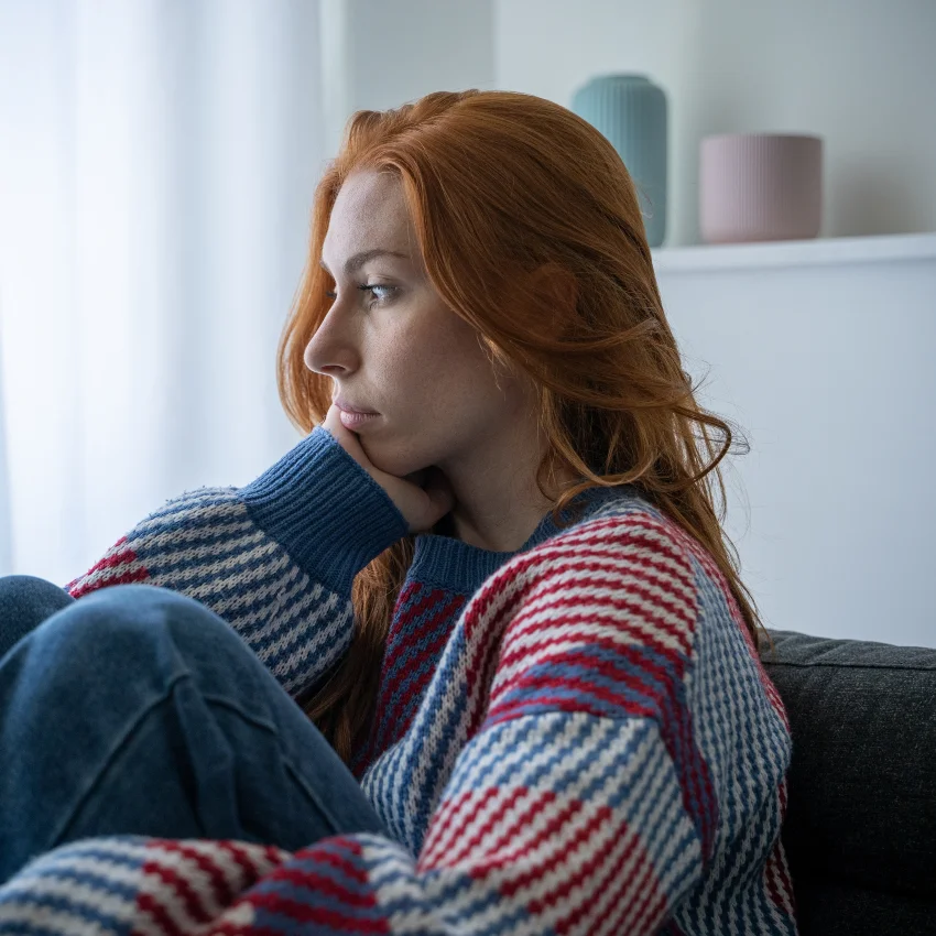 sad habits people who lead isolated lives do keep them lonely overthink interactions
