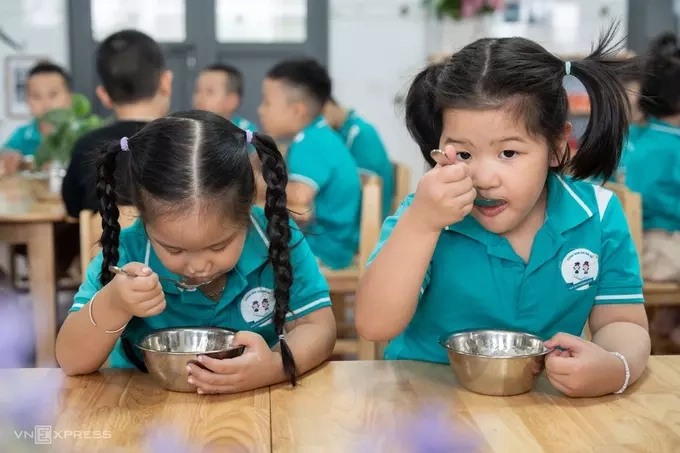 Students at Anh Sao Kindergarten in Yen So Ward, Hanoi, October 2025. Photo by Tung Dinh