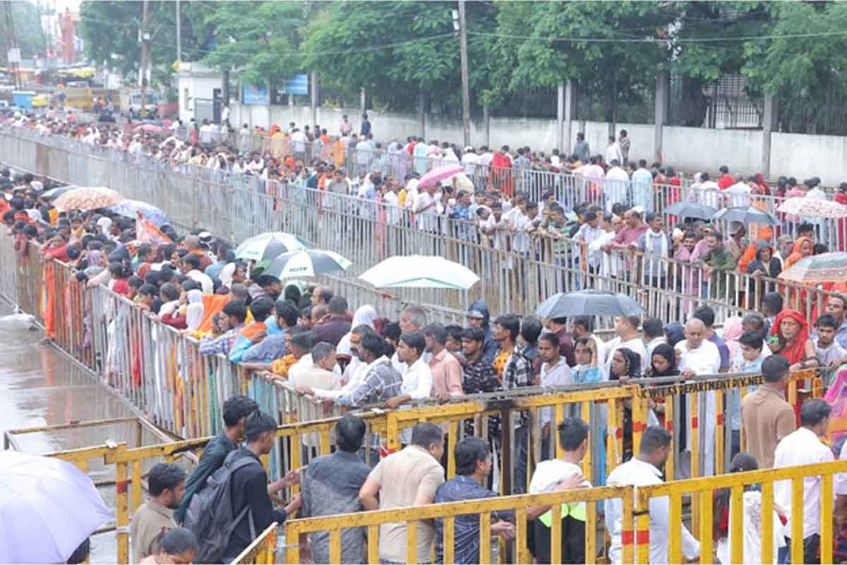 Kaal Sarp Dosh prayers at Nagchandreshwar Temple