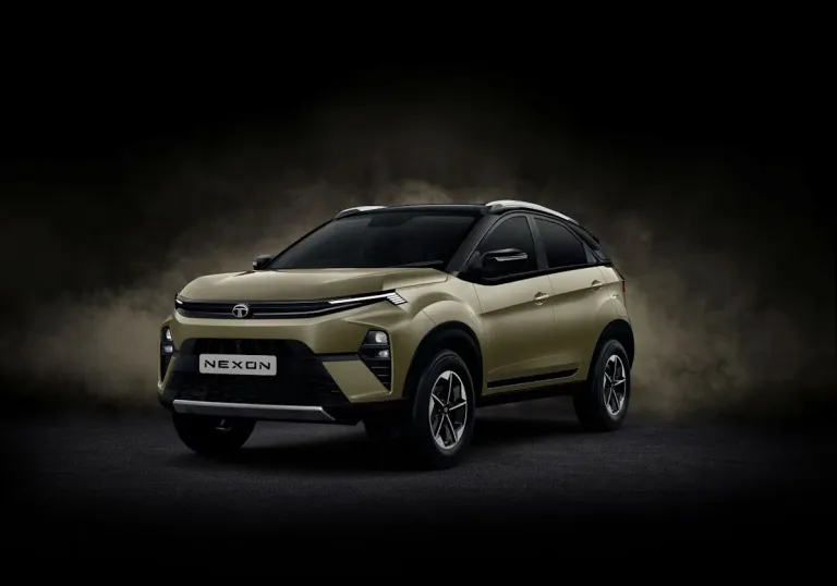 2026 tata nexon pure+ ps panoramic sunroof trim launched