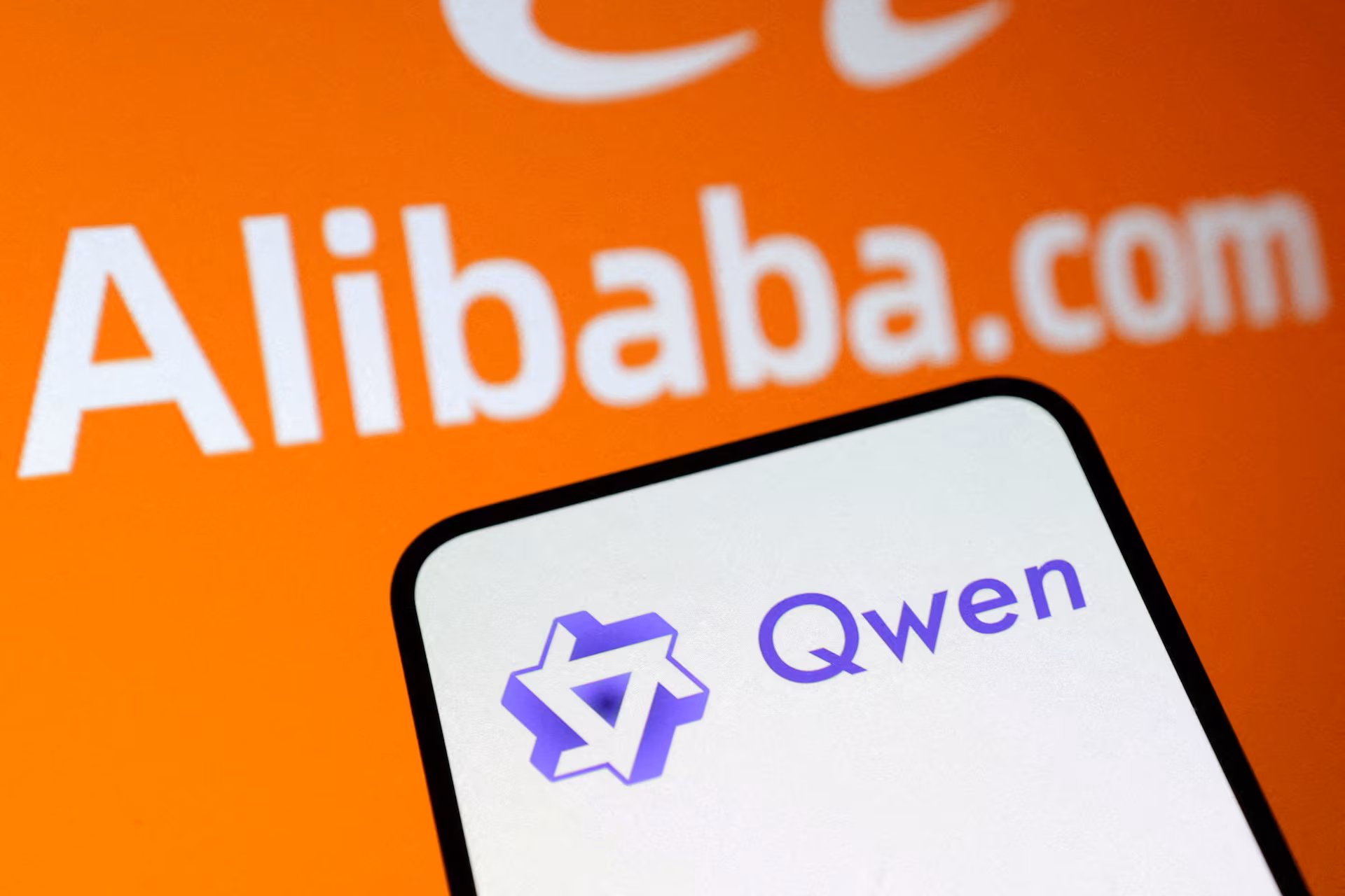 Apple says Mac users in China can connect to Alibaba's Qwen AI service | Reuters