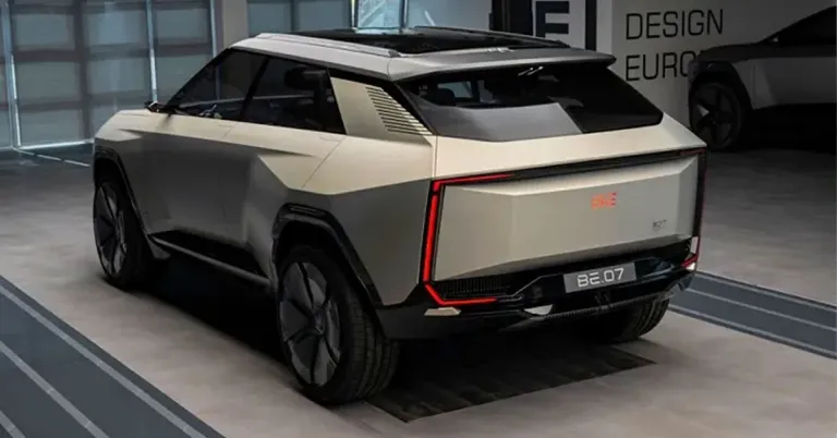 mahindra be07 electric suv rear