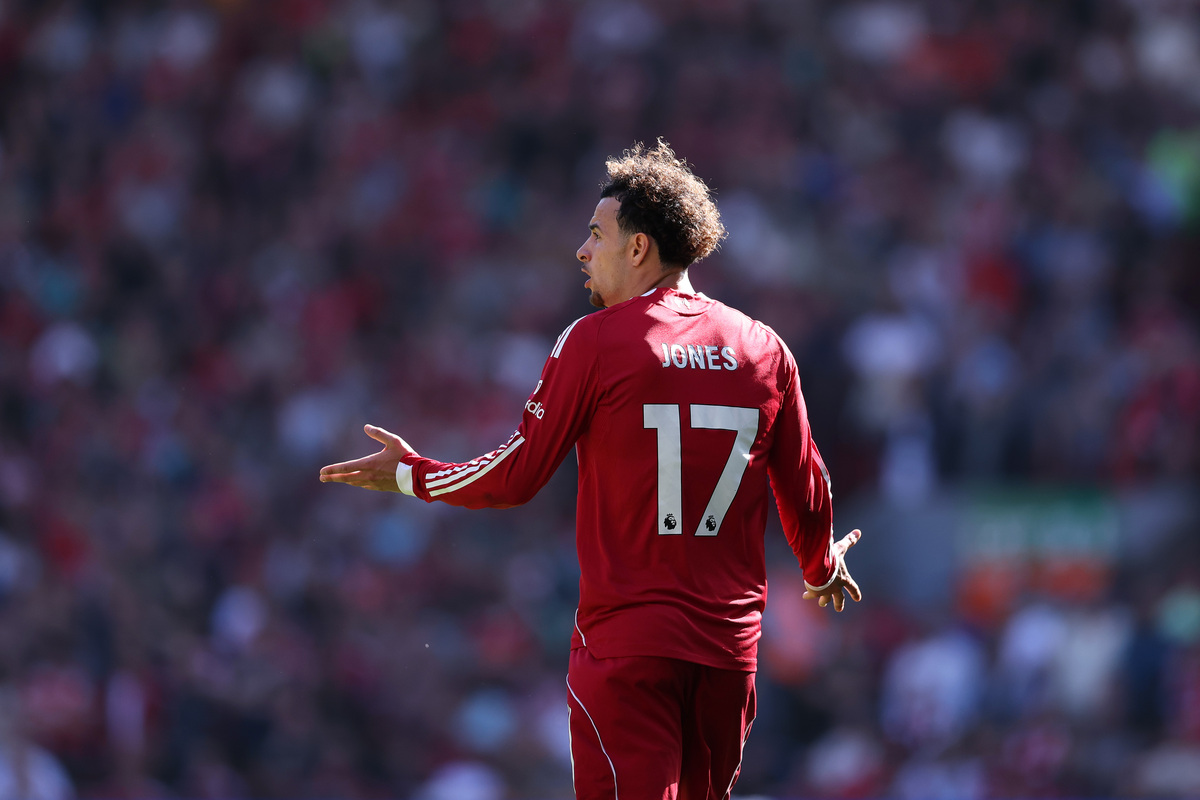 LIVERPOOL, ENGLAND - APRIL 25: Curtis Jones of Liverpool during the Premier League match between Liverpool and Crystal Palace at Anfield on April 25, 2026 in Liverpool, England. (Photo by Alex Livesey/Getty Images) (Inter links)