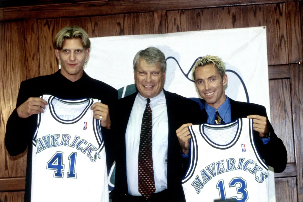 Don Nelson (center) drafted Dirk Nowitzki (41) and traded for Steve Nash (13) in 1998 while general manager and head coach of the Mavericks. 