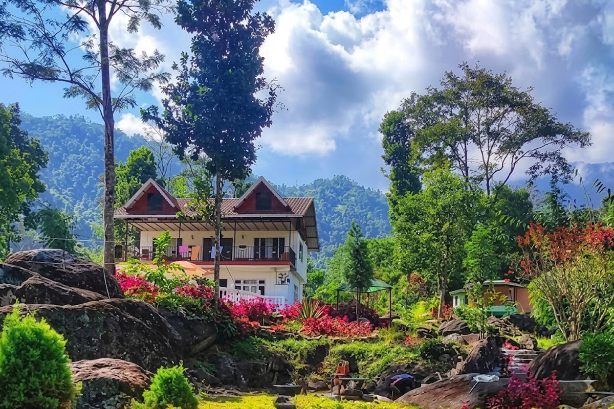 Independence Day Weekend: 3 Offbeat Places Near Darjeeling for a Mountain Escape