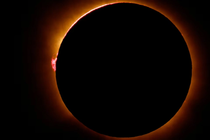 The moon completely covers the sun during a total solar eclipse as seen from Arija, Spain, August 12, 2026. Photo by Reuters