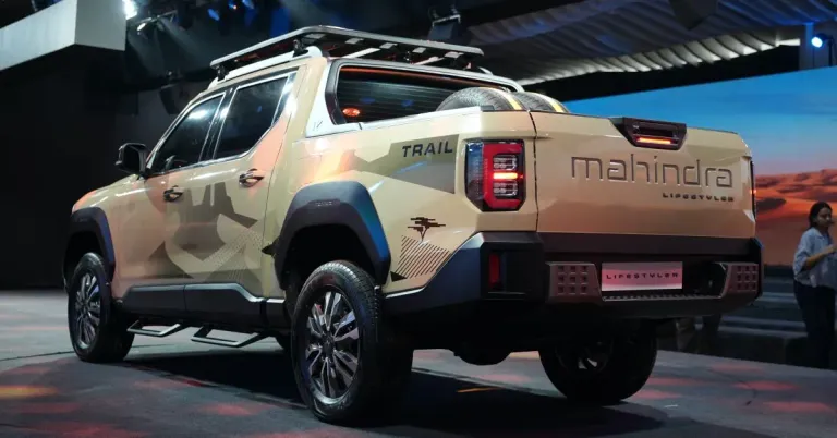 mahindra-lifestyler-rear