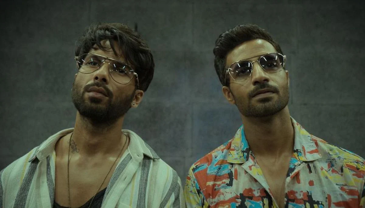 Shahid Kapoor gets back to shooting Farzi 2