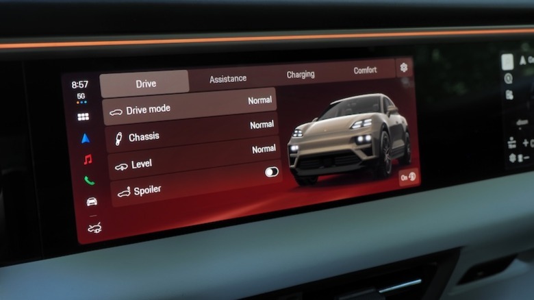Macan 4S Electric center touchscreen