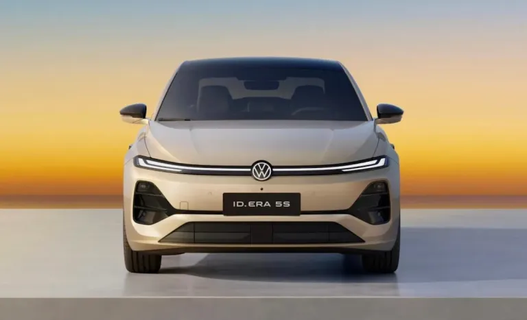 volkswagen id.era 5s plug-in hybrid sedan 4.jpg volkswagen id.era 5s plug-in hybrid sedan 4.jpg