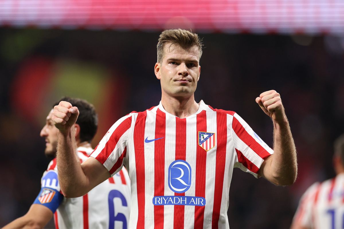 MADRID, SPAIN - NOVEMBER 29: Alexander Sorloth of Atletico de Madrid celebrates scoring his team's second goal during the LaLiga EA Sports match between Atletico de Madrid and Real Oviedo at Riyadh Air Metropolitano on November 29, 2025 in Madrid, Spain. (Photo by Florencia Tan Jun/Getty Images) (Juventus links)