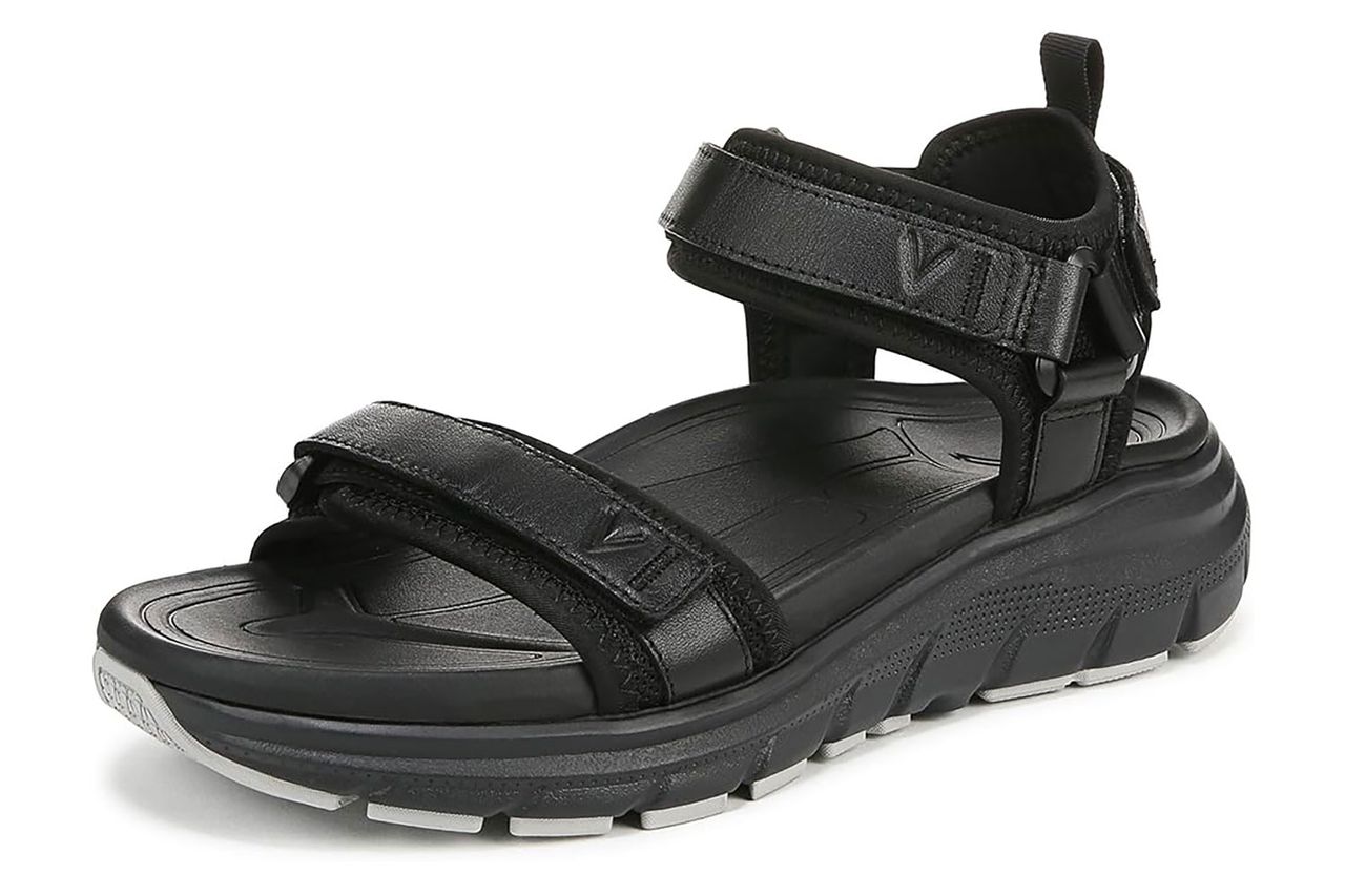 Vionic Women's Walk Max Wanderer Credit: Amazon