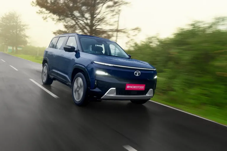 tata sierra.ev motion shot.jpg tata sierra.ev motion shot.jpg