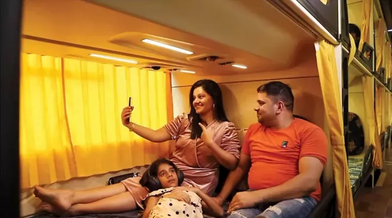 volvo 9600 india's first mixed use seater sleeper bus.jpg volvo 9600 india's first mixed use seater sleeper bus.jpg