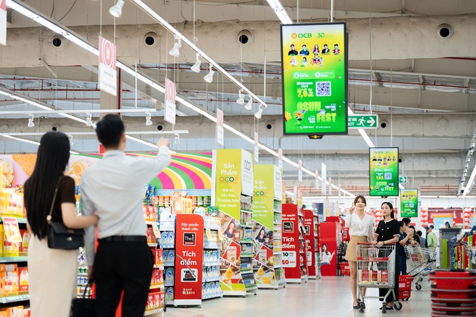 Chicilon Media operates a nationwide network of media screens across building supermarket locations. Photo courtesy of the company