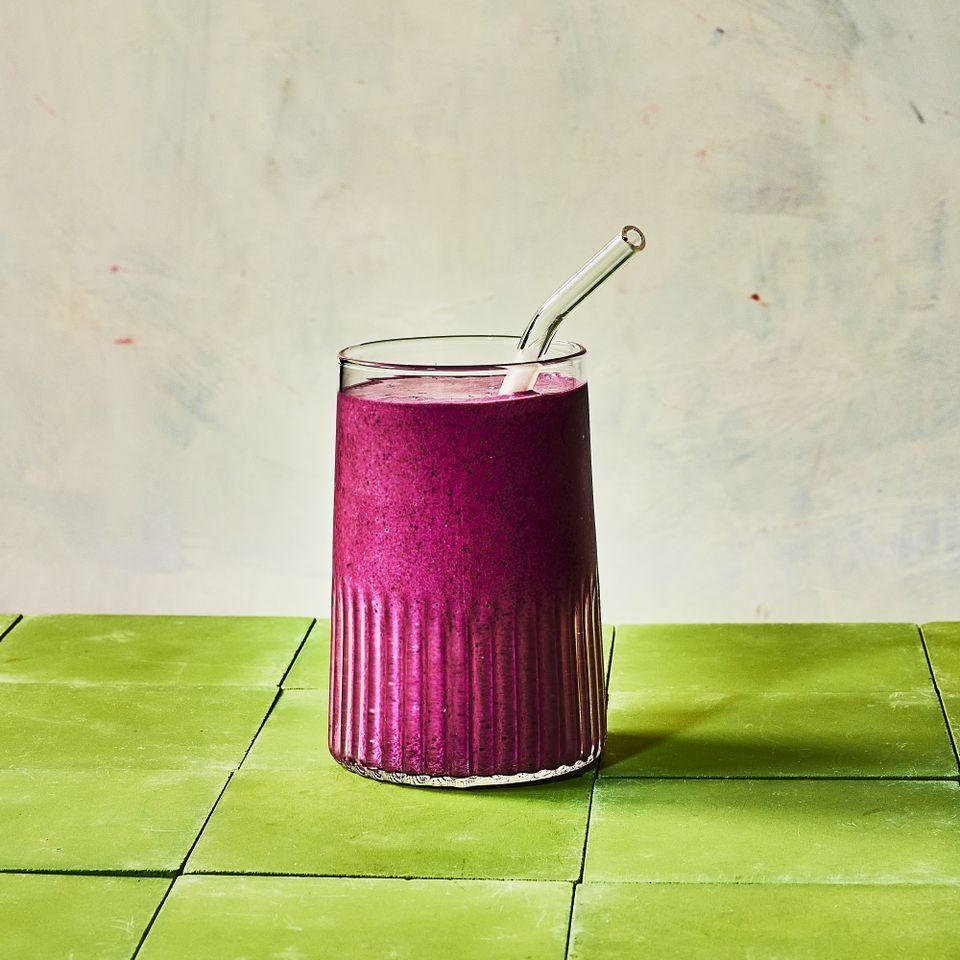 Anti-Inflammatory Berry–Green Tea Smoothie image Credit: Heami Lee, Food Stylist: Emily Nabors Hall, Prop Stylist: Christine Keeley