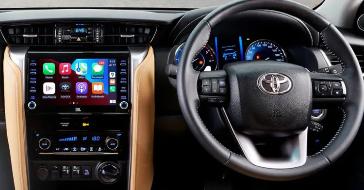 toyota fortuner interior