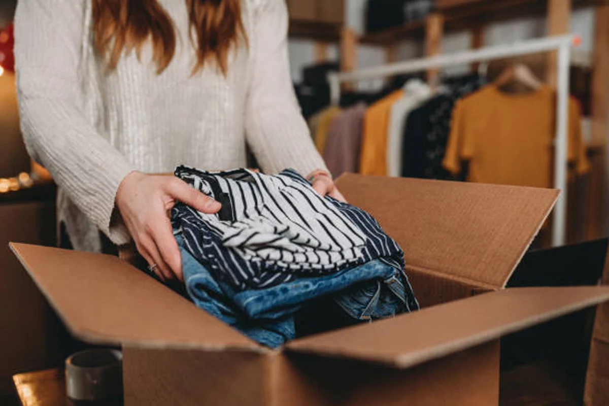 Easy DIY ideas using delivery boxes
