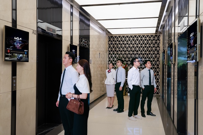 Chicilon Media operates a nationwide network of media screens across building elevators. Photo courtesy of the company