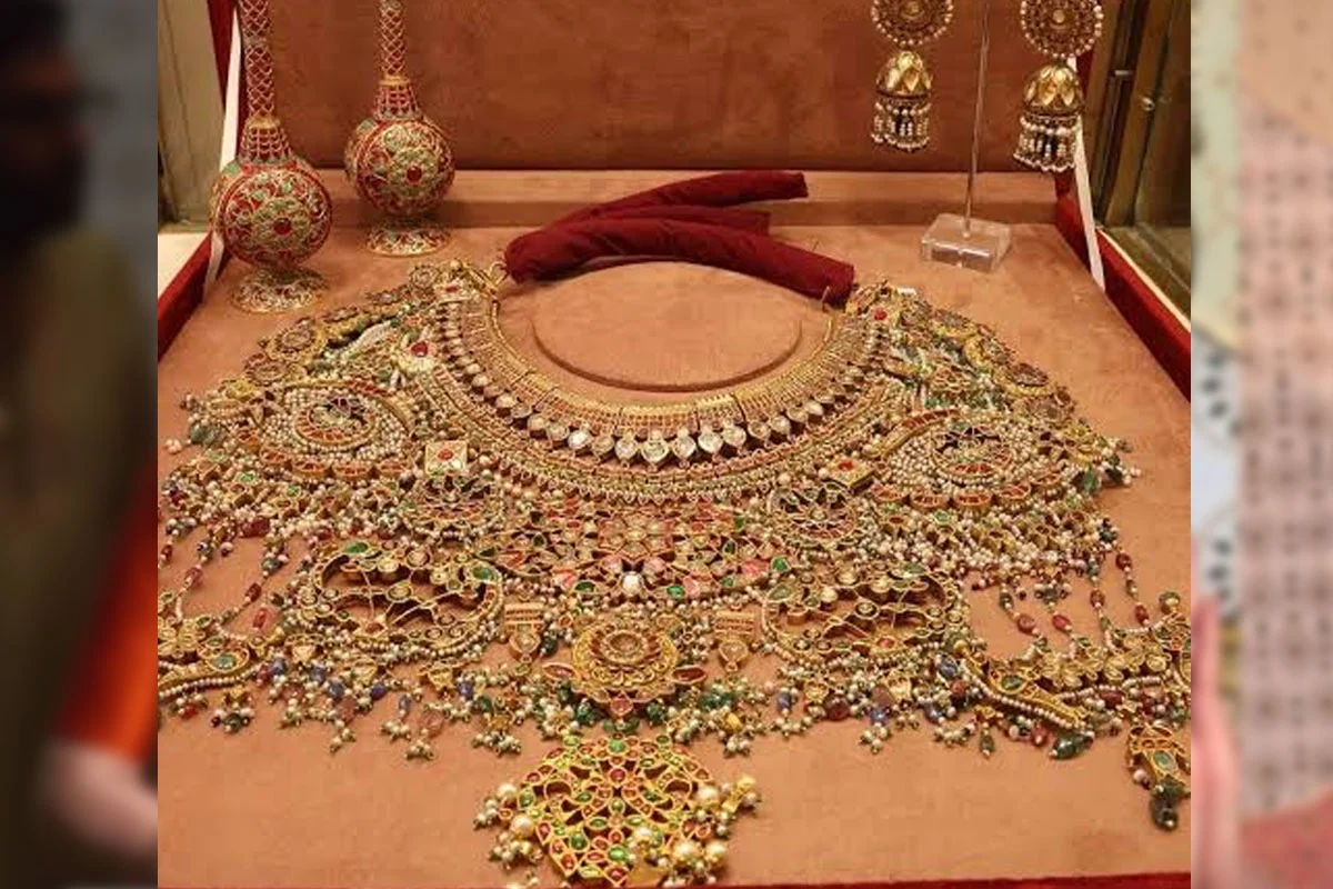 Nita Ambani's Amrapali Bharatam: Can You Get That Look Too?