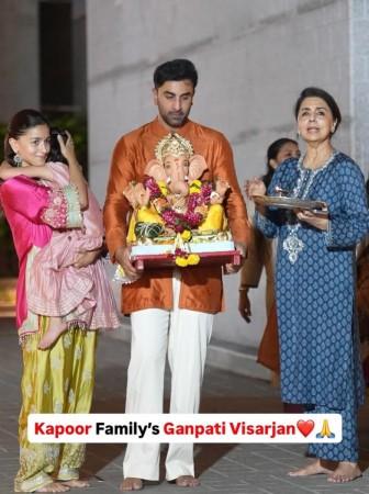 Alia Bhatt hides Raha's face as she celebrates Ganesh Chaturthi with Ranbir-Neetu Kapoor at Krishna Raj bungalow