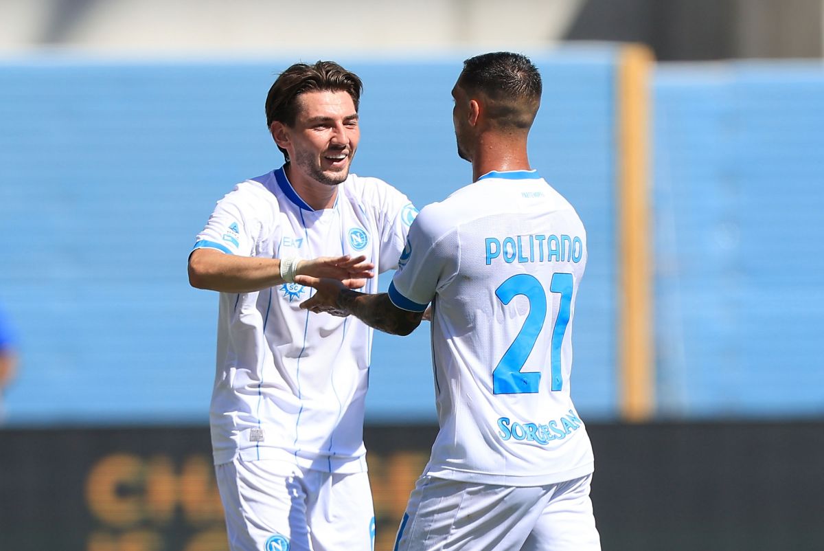 FLORENCE, ITALY - SEPTEMBER 20: Billy Gilmour of SSC Napoli celebrates after scoring a goal during the Serie A match between ACF Fiorentina and SSC Napoli at Stadio Artemio Franchi on September 20, 2026 in Florence, Italy. (Photo by Gabriele Maltinti/Getty Images)