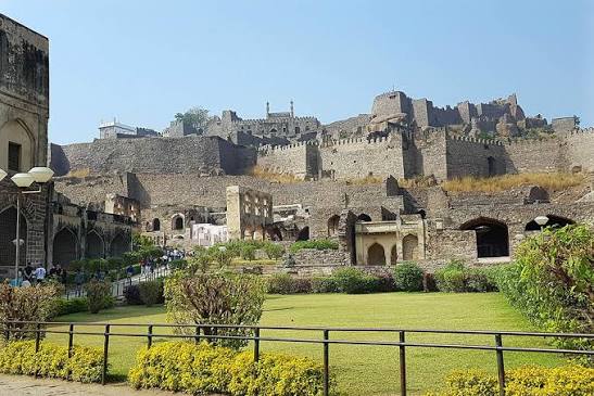 Golconda Fort History in Hindi
