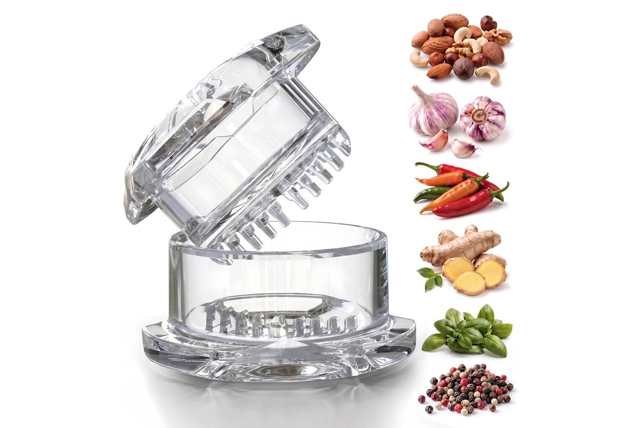 NexTrend Garlic Twister 4th Gen, clear manual garlic mincer for ginger, herbs and nuts Credit: Amazon