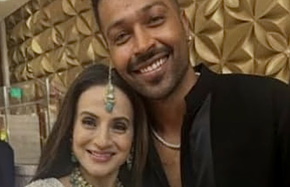 Ameesha Patel addressing public dating rumours linked to cricketer Hardik Pandya