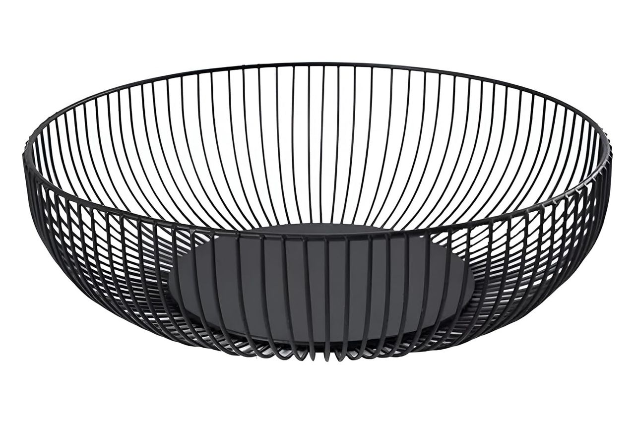 Amazon 7UYUU Metal Wire Countertop Fruit Bowl Credit: Amazon
