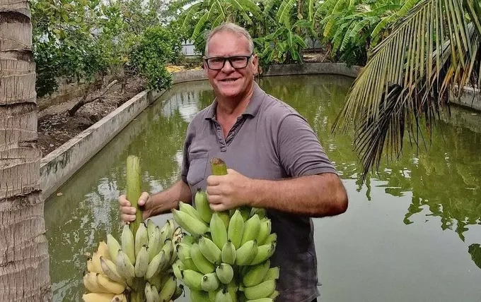 Danny Haberer asks the community for advice on what to do with too many ripe bananas in his garden in June 2026. Photo courtesy of the subject.