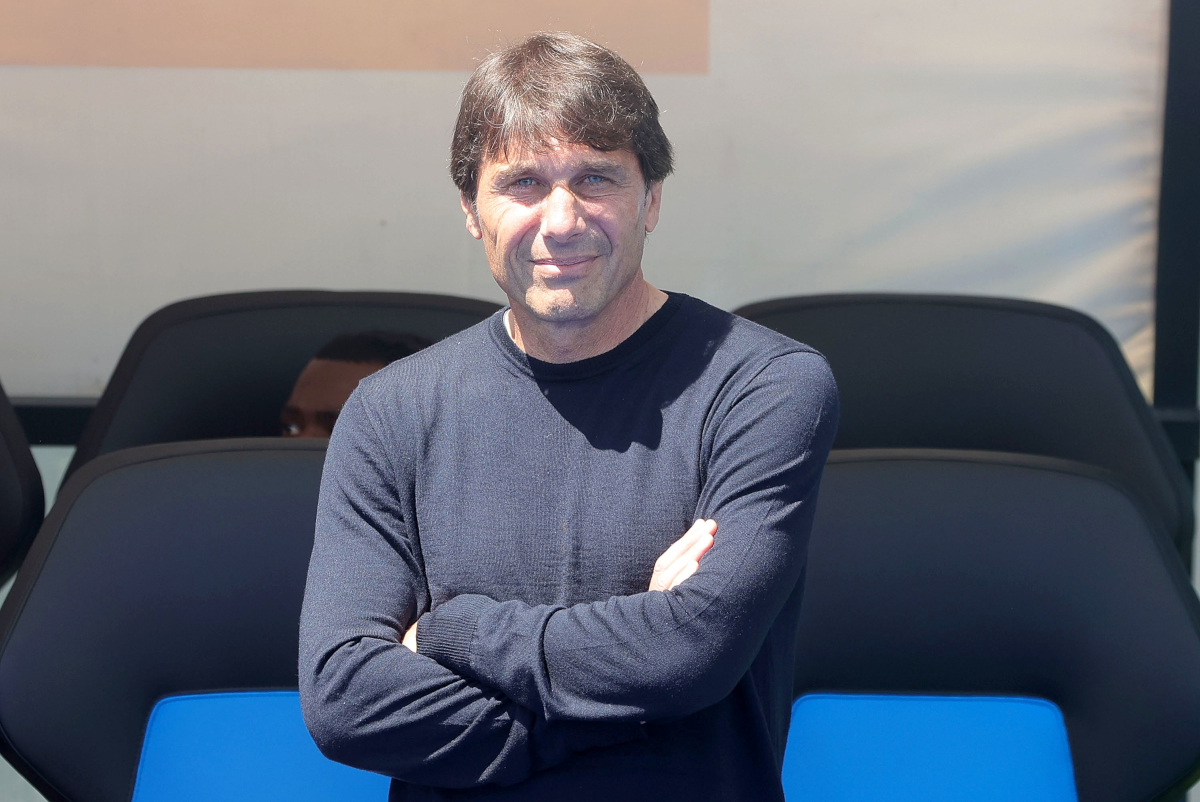 PISA, ITALY - MAY 17: Antonio Conte manager of SSC Napoli looks on during the Serie A match between Pisa SC and SSC Napoli at Arena Garibaldi on May 17, 2026 in Pisa, Italy. (Photo by Gabriele Maltinti/Getty Images)