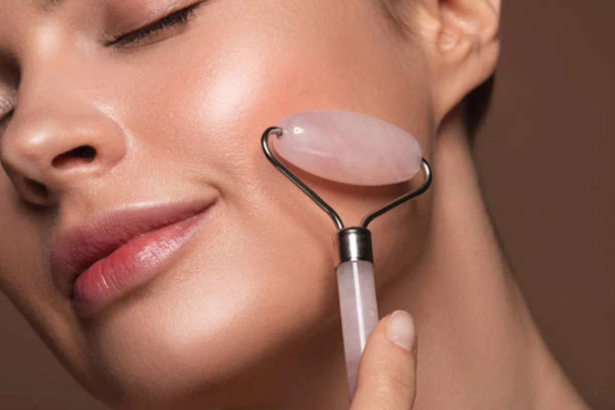 Facial roller skincare routine for festive season glow