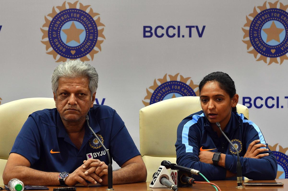 WV Raman (left) and Harmanpreet Kaur formed a productive partnership as coach and captain of the Indian team. WV Raman (left) and Harmanpreet Kaur formed a productive partnership as coach and captain of the Indian team.