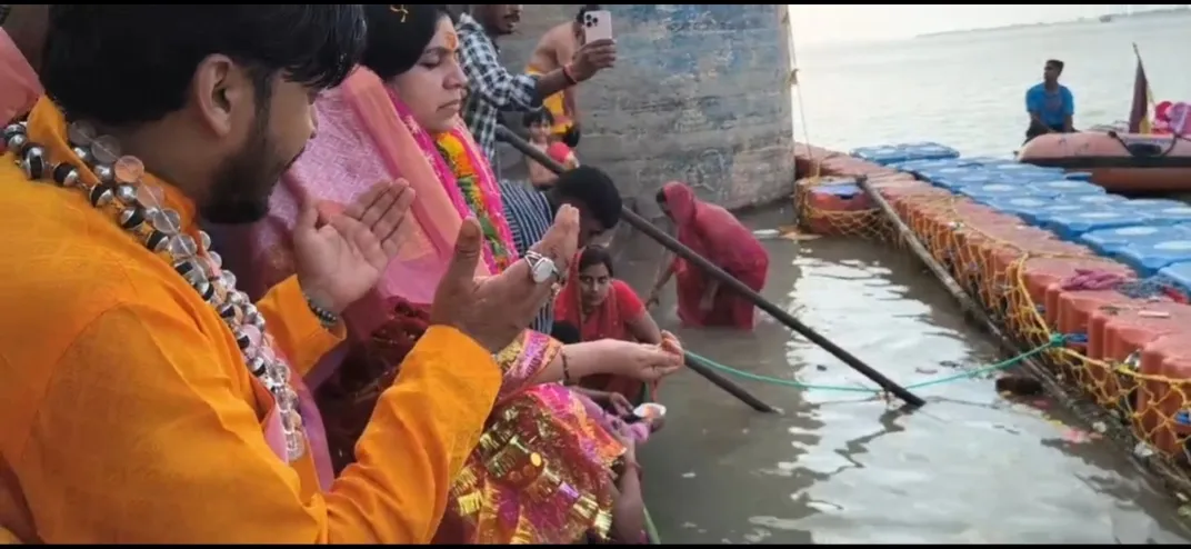 Former IAS Divya Mittal performed darshan and worship at Vindhyachal Dham, told about soul's relationship with Mirzapur.