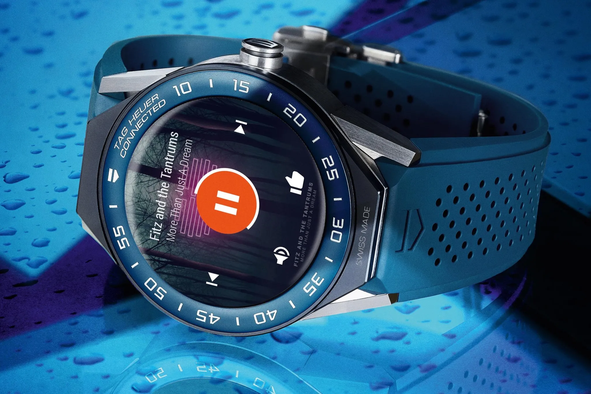 TAG Heuer's Revolution: It's a Smartwatch. It's a Mechanical Watch, Too. - The New York Times