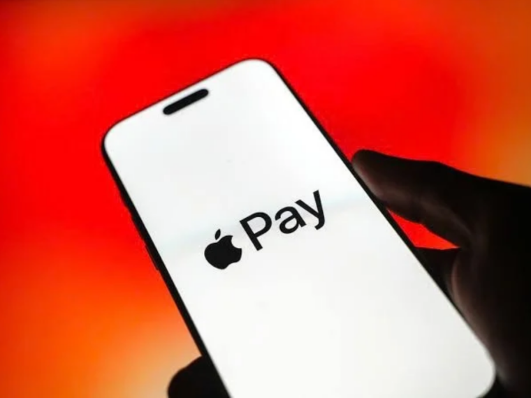 Apple Pay Launches In India, Partners With Axis Bank