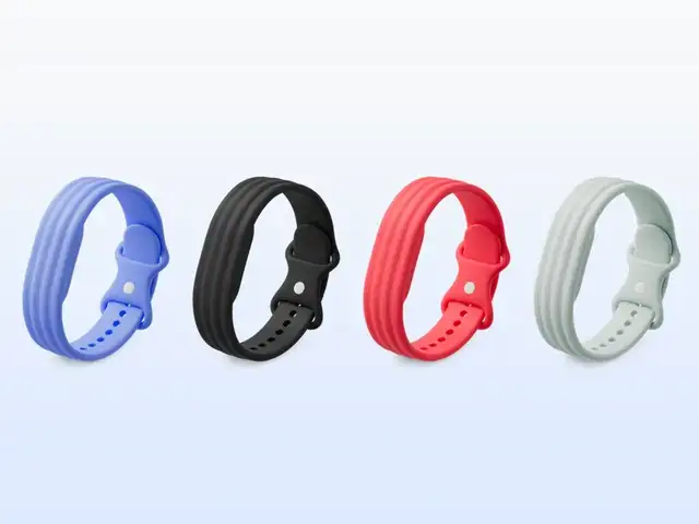 Google Fitbit Air launched in India with sleep tracking, heart rate, SpO2  monitor and 7 days battery life in a screenless design; check price, specs  and rivals - The Economic Times