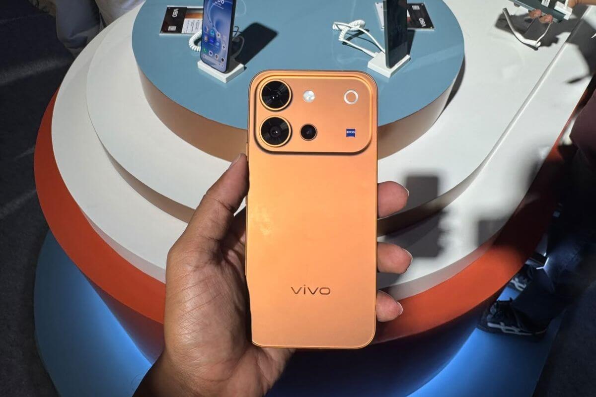 Vivo V80 Review